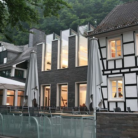 Seminar- & Tagungshotel Grosse Ledder Wermelskirchen Exteriör bild