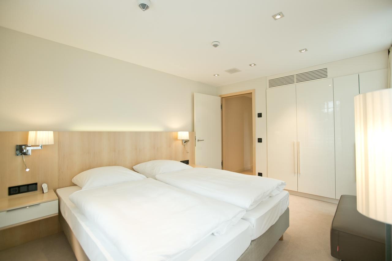 Seminar- & Tagungshotel Grosse Ledder Wermelskirchen Exteriör bild